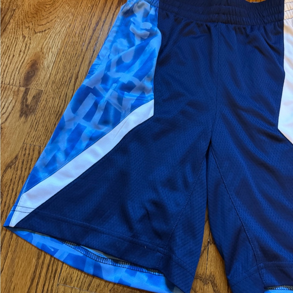 Nike Navy and Light Blue Sports Shorts - Picture 3 of 6